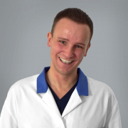 dr Maciej Panek