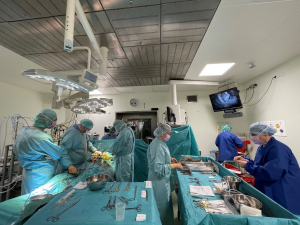 Operacja przeszczepienia serca widok na Zespół Transplantacyjny
