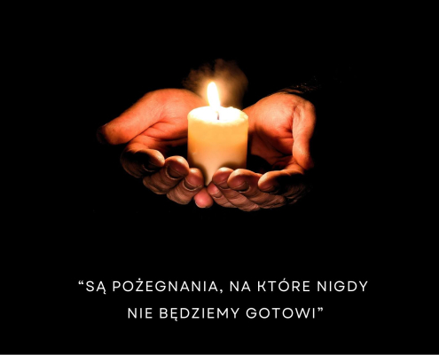 Czarna grafika żałobna z dłońmi i świeczką.