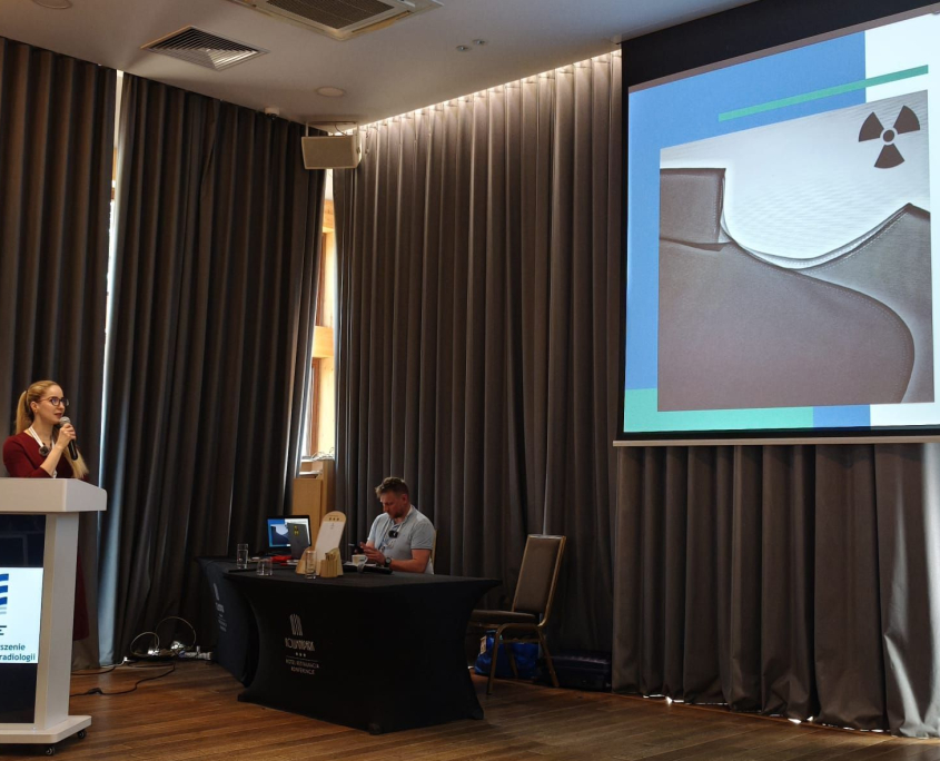 Lic. Agnieszka Wołkowicz w trakcie wykładu.