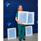 Monika Jankowska z certyfikatami Szpital bez bólu.